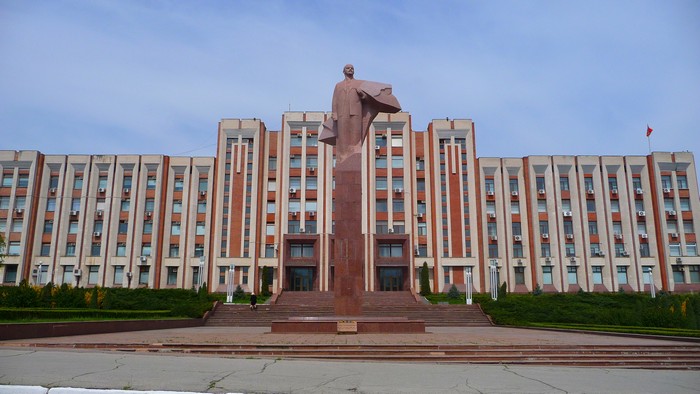 Statue of Lenin, Moldova