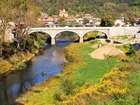 Veliko Târnovo is set at the confluence of two rivers and is surrounded by mountains. The colors were amazing.