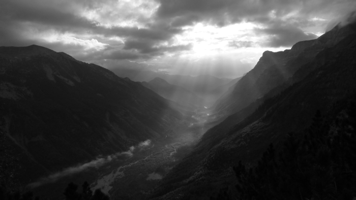 Valley in Pyrenees National Park reminds me of Yosemite Valley