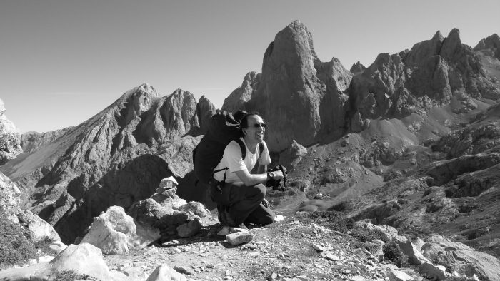 Just to the right of my hand, or knee, you can see the Refugio, which looks tiny compared to El Pico Urriello