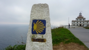 The final marker - 0.0 km. For hundreds of kilometers, these markers indicate your distance to Santiago. After Santiago, the markers restart at about 88 km and start counting down anew for those who want to do the voyage to the ultimate end. I smiled when I saw this marker.